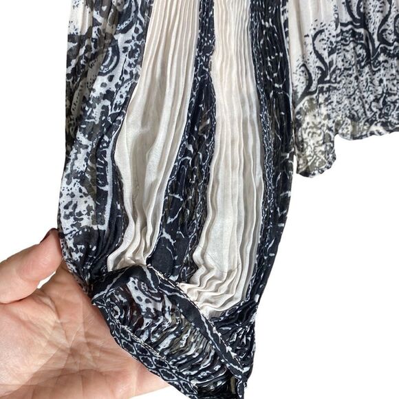 Anthropologie Black and Cream Blouse - Picture 11 of 15